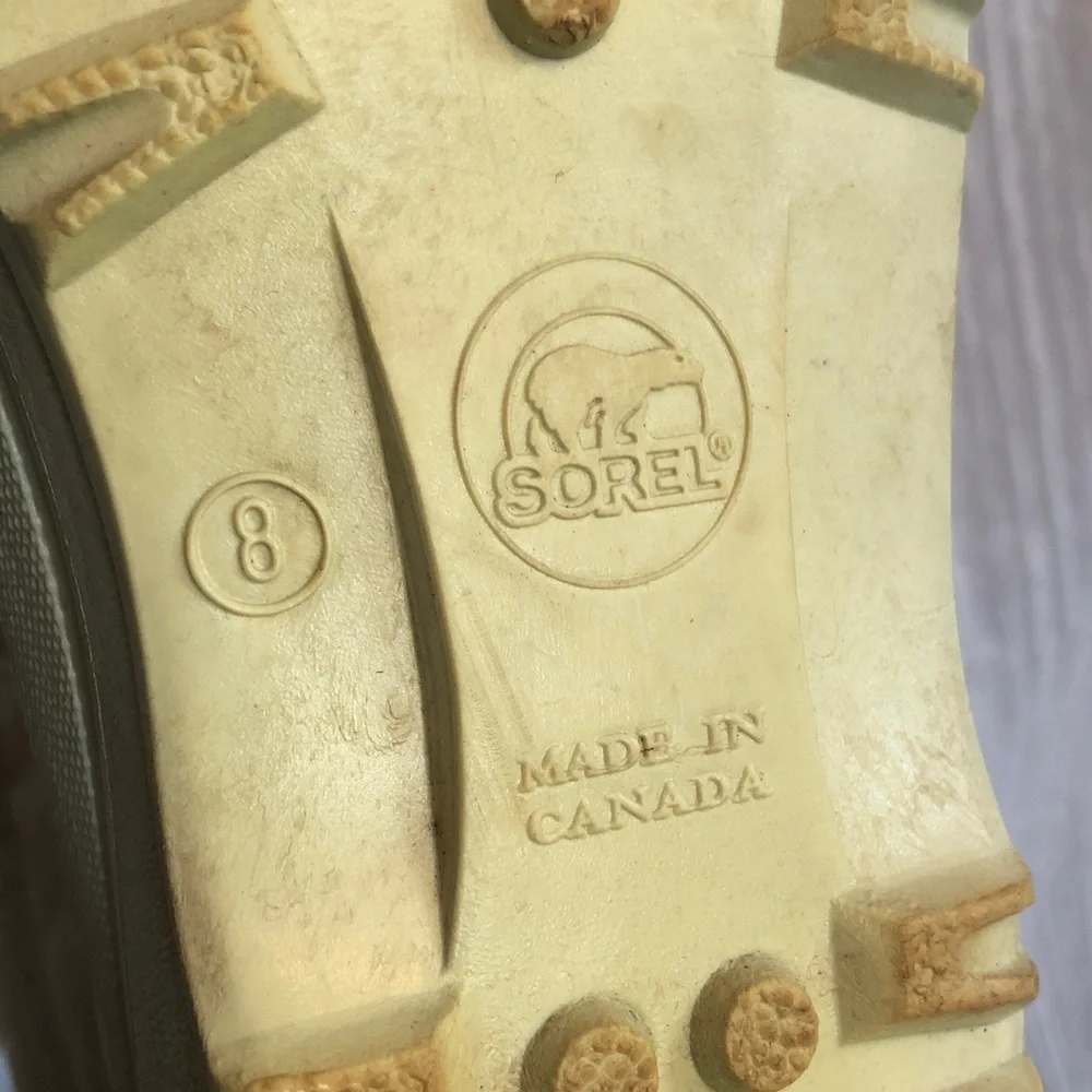 SOREL size 8 cream thick rubber sturdy waterproof winter outdoor boots